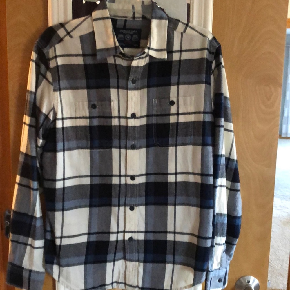 Men’s flannel shirt